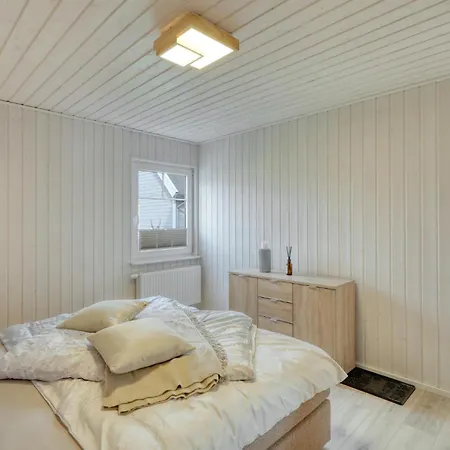 Stunning In Σπίτι διακοπών Zerpenschleuse