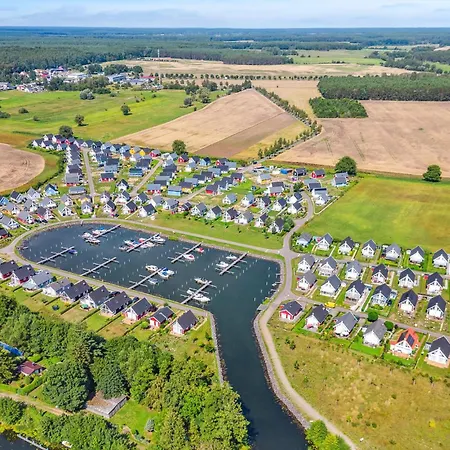 Stunning In Zerpenschleuse